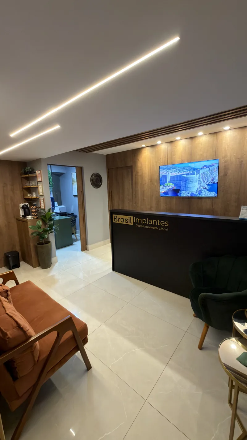 Recepção da clínica Brasil Implantes